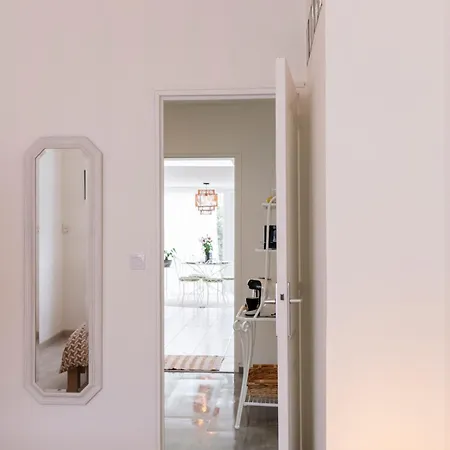 Les Cerisiers Rdc Lumineux, Jardin, Terrasse Апартаменты *