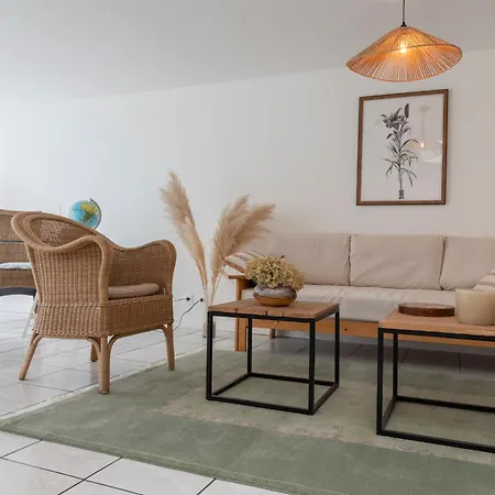 Апартаменты Les Cerisiers Rdc Lumineux, Jardin, Terrasse *